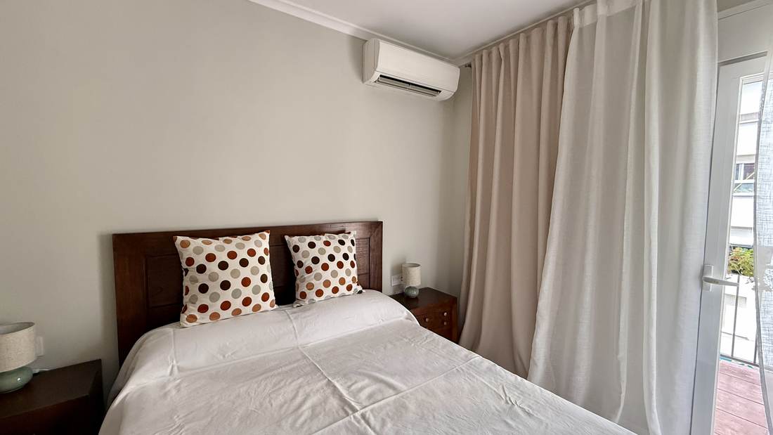 Second double bedroom, with air conditioning
