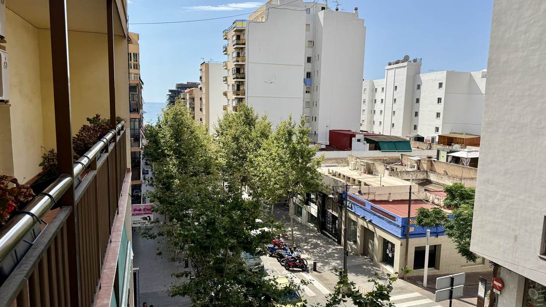 View of the avenue from the balcony
