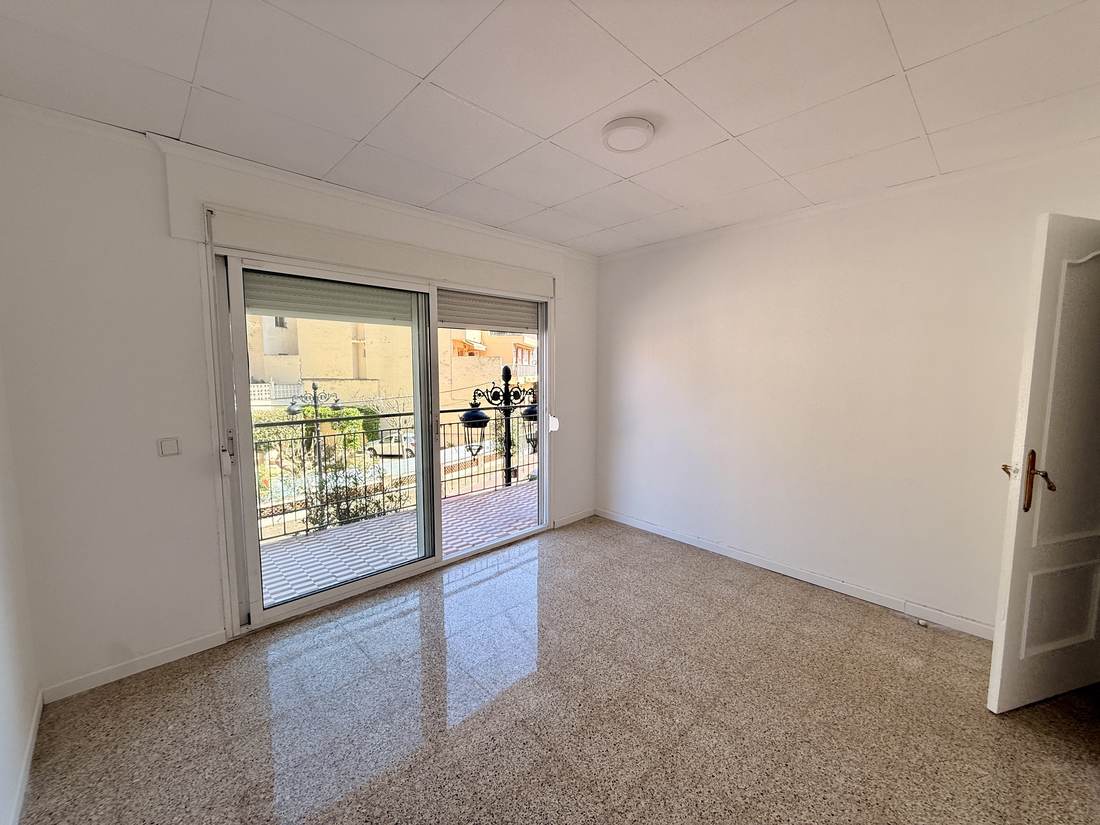 Habitación con salida al balcón
