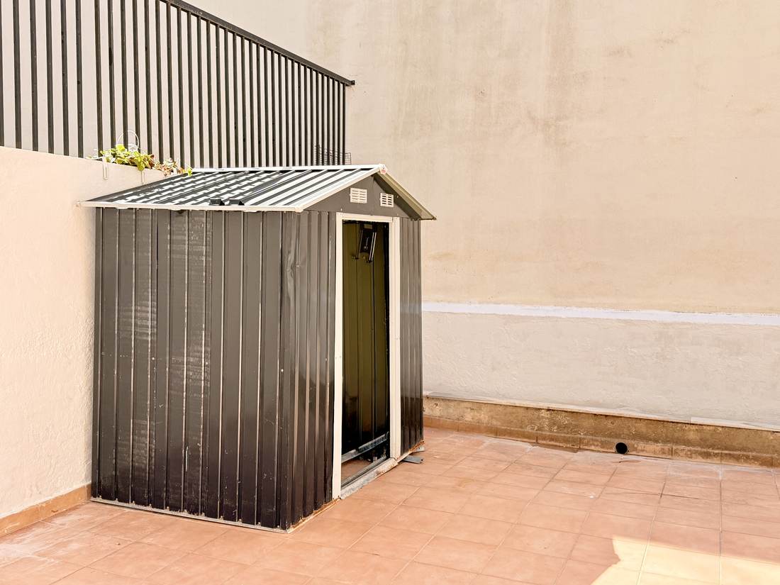 Terraza de la parte de atrás — el piso de Polop